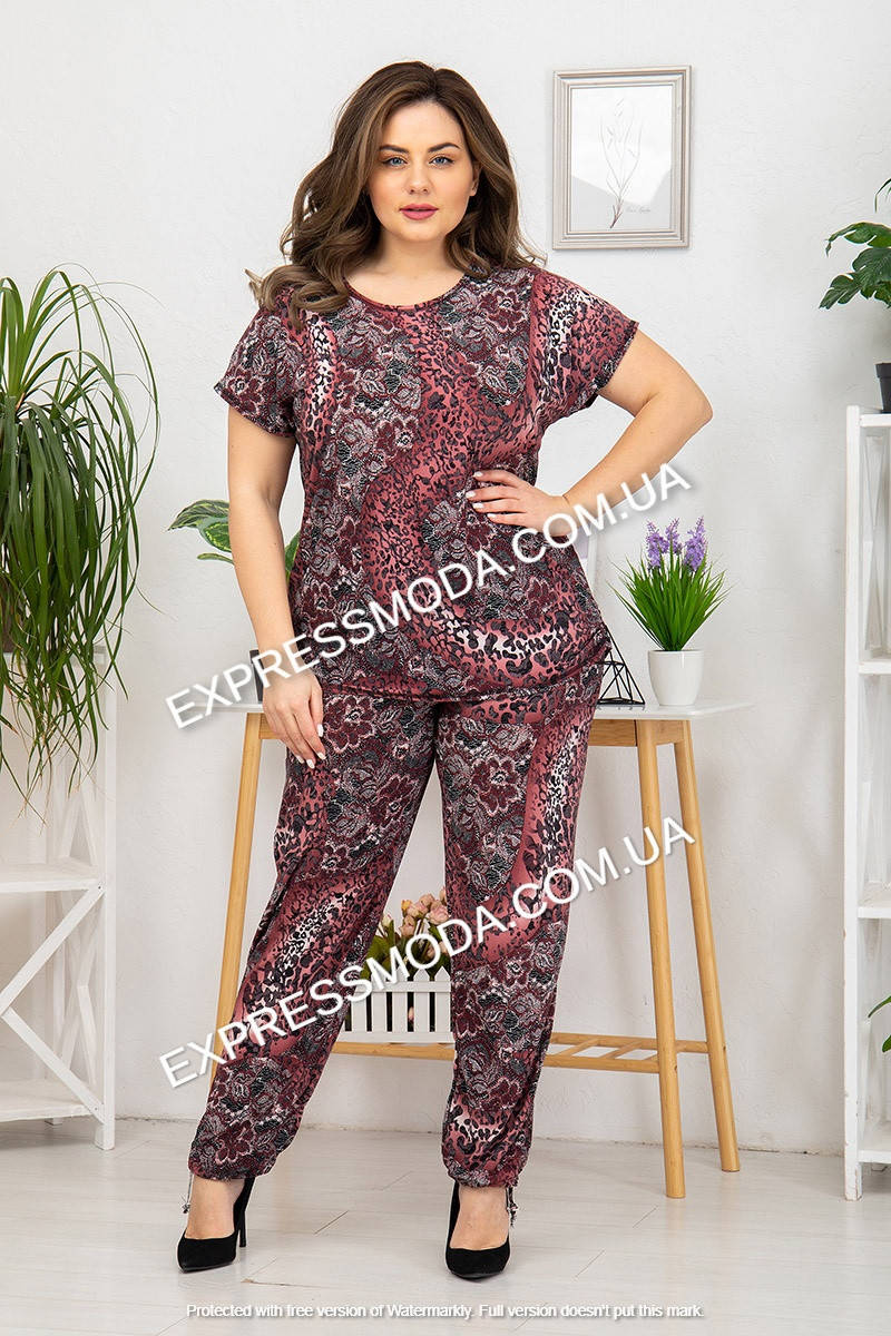 

Костюм с брюками цветной №2