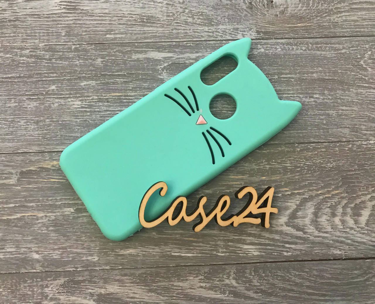 

Резиновый 3D чехол для Huawei P Smart Plus усики бирюзовый, Черный