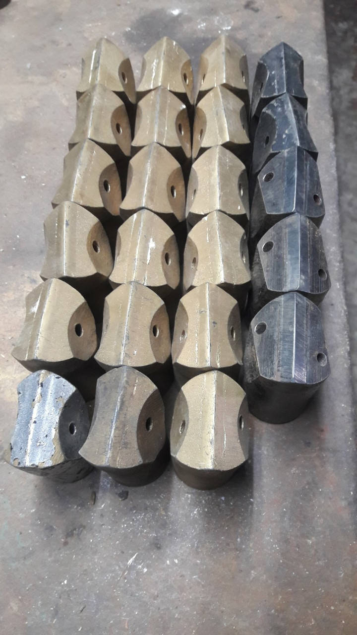 

Долотчато пластинчатая буровая коронка КДП 36х22