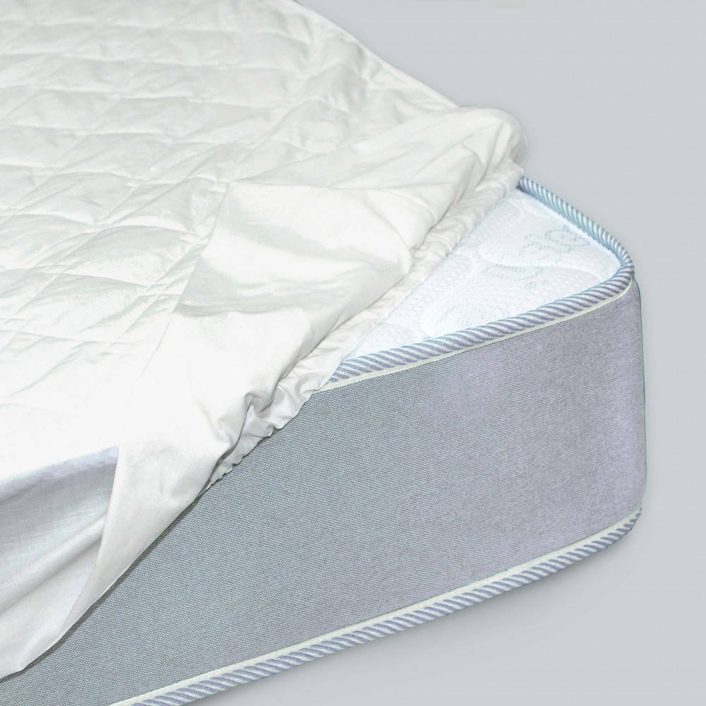 

Наматрасник стеганый с бортами ранфорс 160*200*25