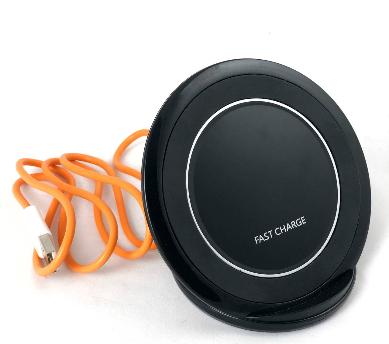 

Беспроводное зарядное устройство Fast Charge Stand EP-NG930 Черное, Белый