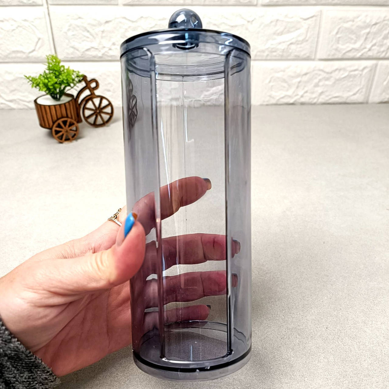 

Высокий акриловый органайзер для ватных дисков и спонжей серый