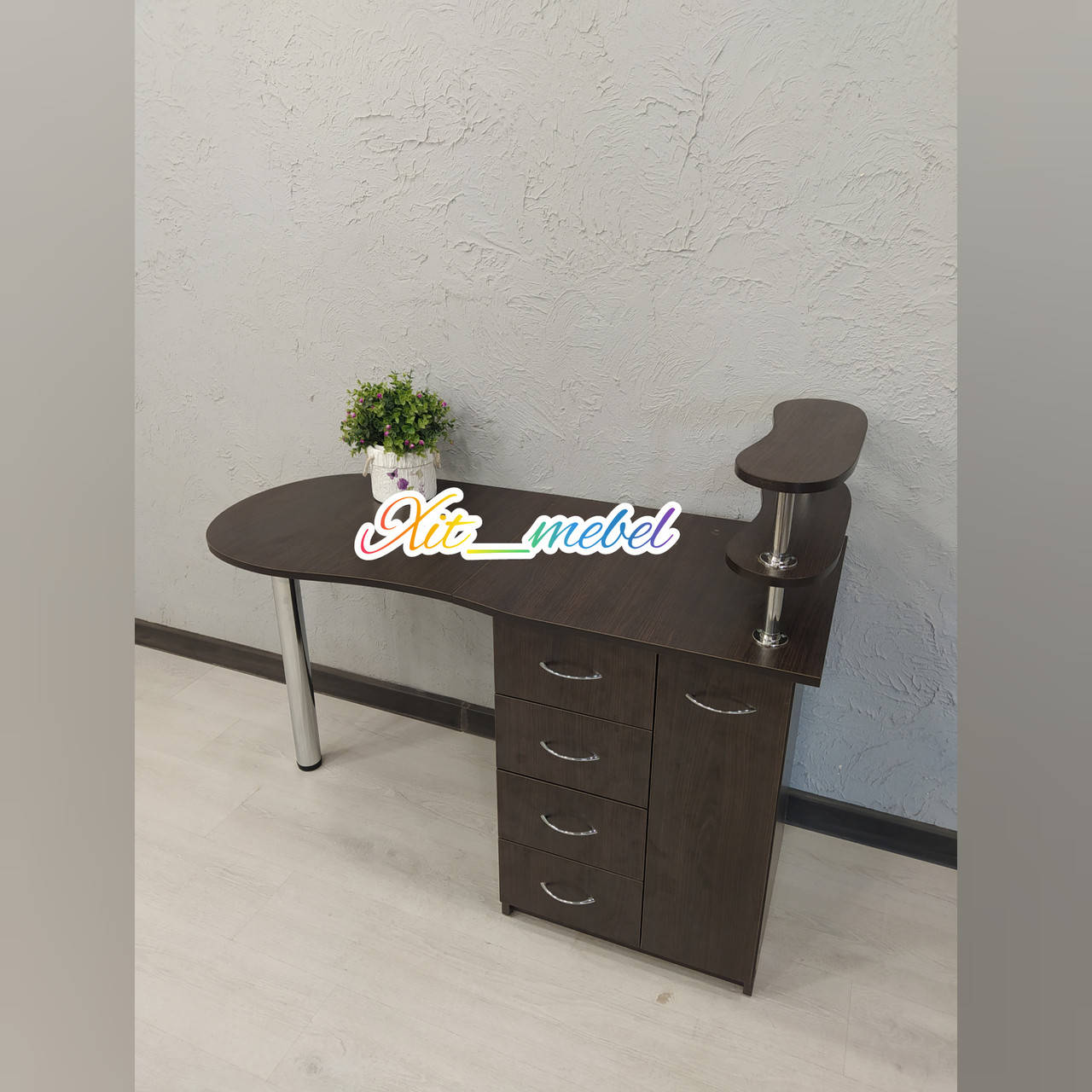 

Складной маникюрный стол в цвете венге