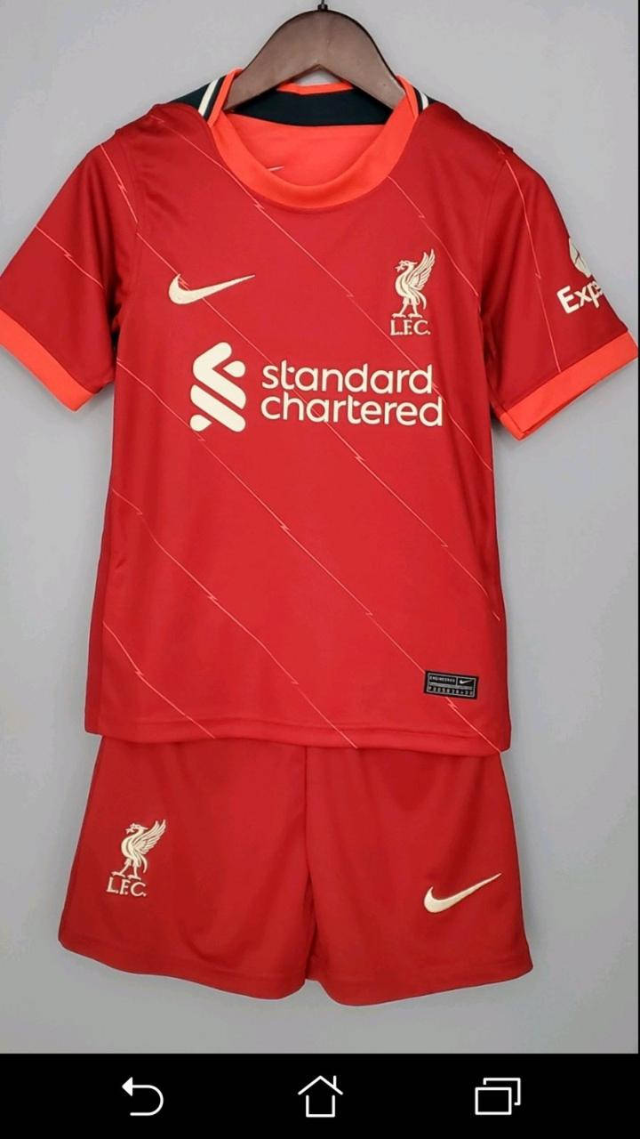 

Футбольная форма Ливерпуль Liverpool 2021-22 домашняя