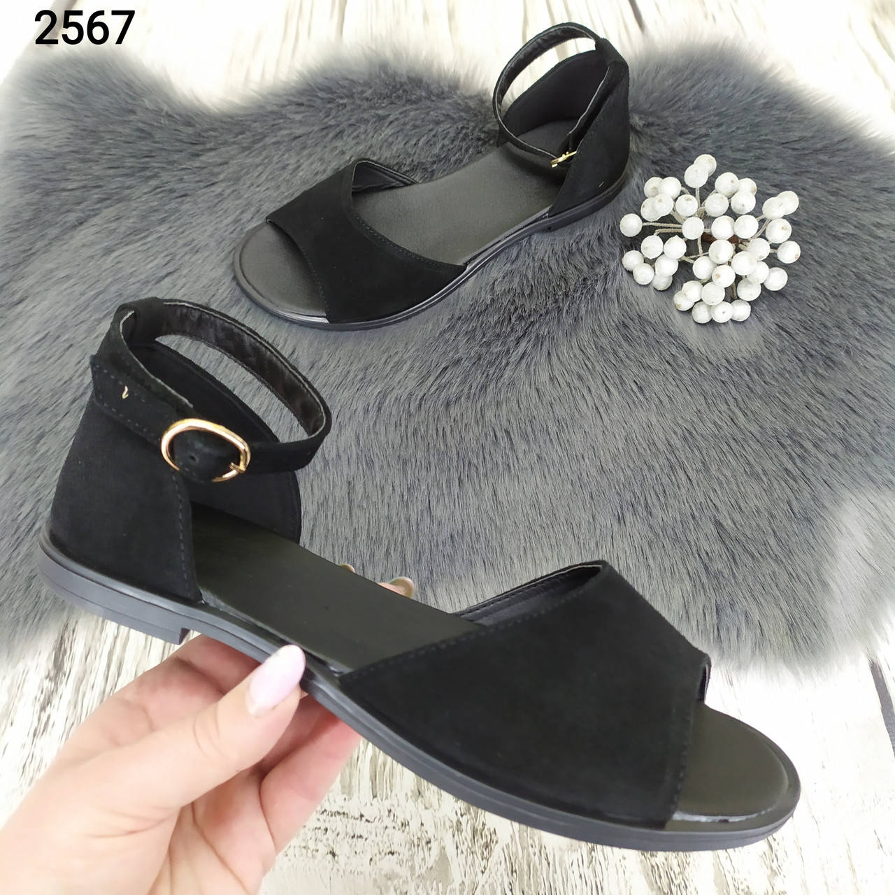 

Женские босоножки черные натуральная замша на низкой подошве с закрытой пяткой Украина