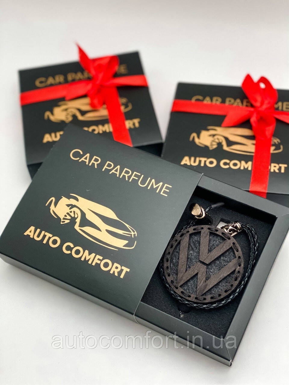 

Ароматизатор в машину из натурального дерева с логотипом Volkswagen