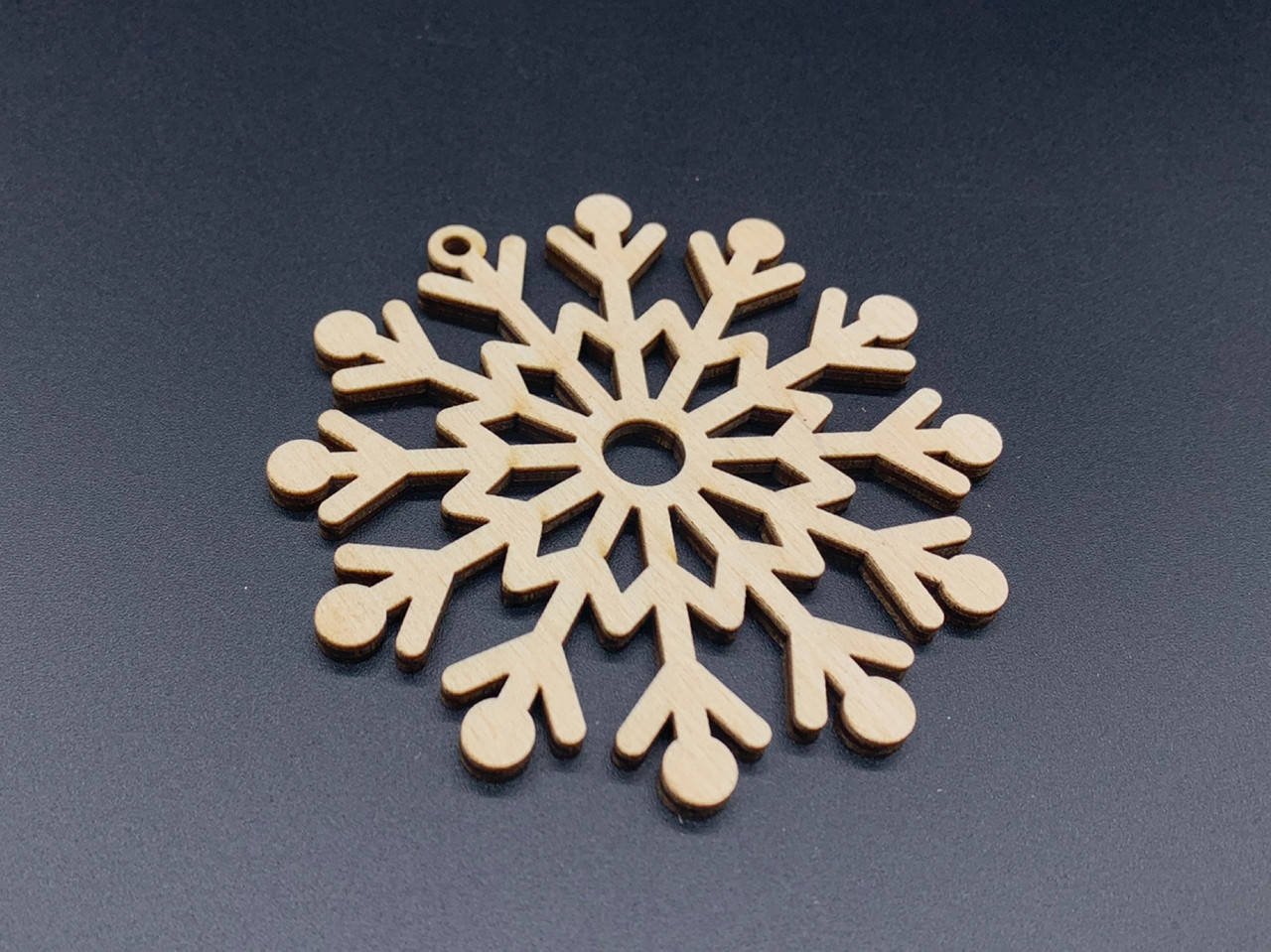 

Деревянная новогодняя игрушка. Фанера. 9см