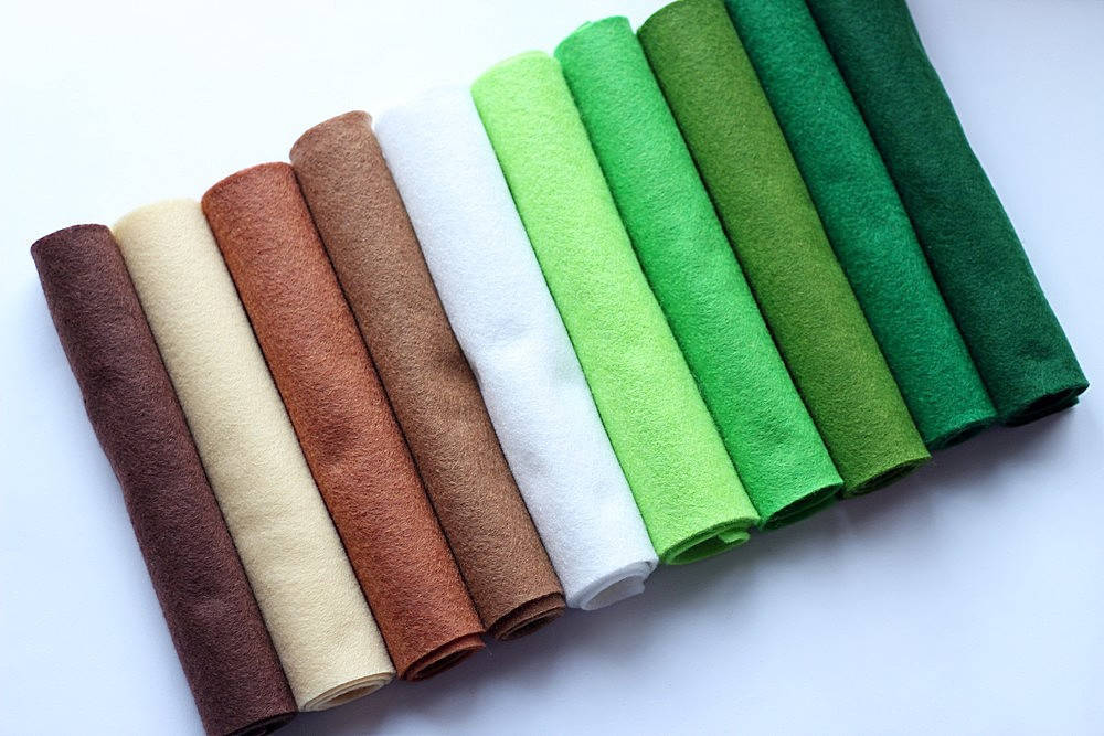 

Набор китайского мягкого фетра Pugovichok "Лесной" 10 цветов для рукоделия и творчества (7158)