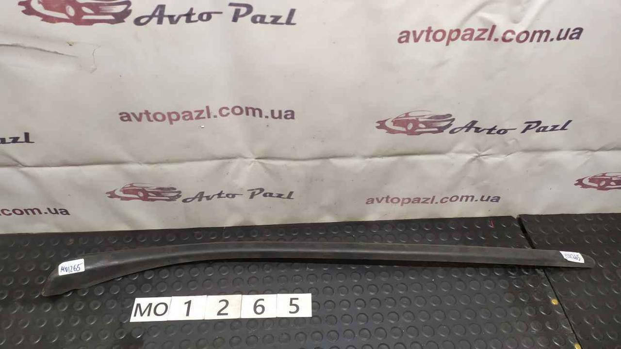 

MO1265 9687124580 Молдинг лобового стекла R Peugeot/Citroen C4 11-16 www.avtopazl.com.ua 08/04/05/