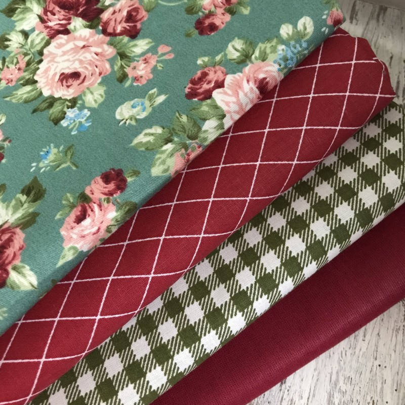 

Набор ткани для рукоделия 4 шт винтажные розы ,ромбы,клетка и бордо