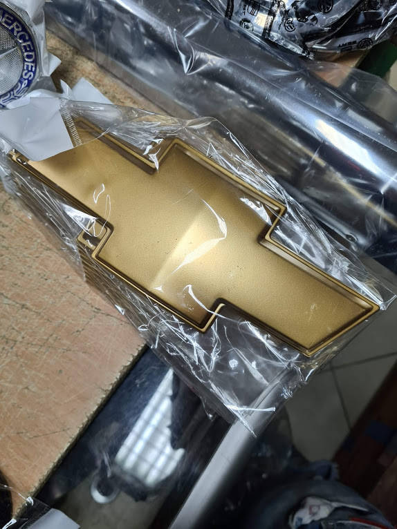 

Эмблема на капот Шевроле CHEVROLET Captiva Каптива