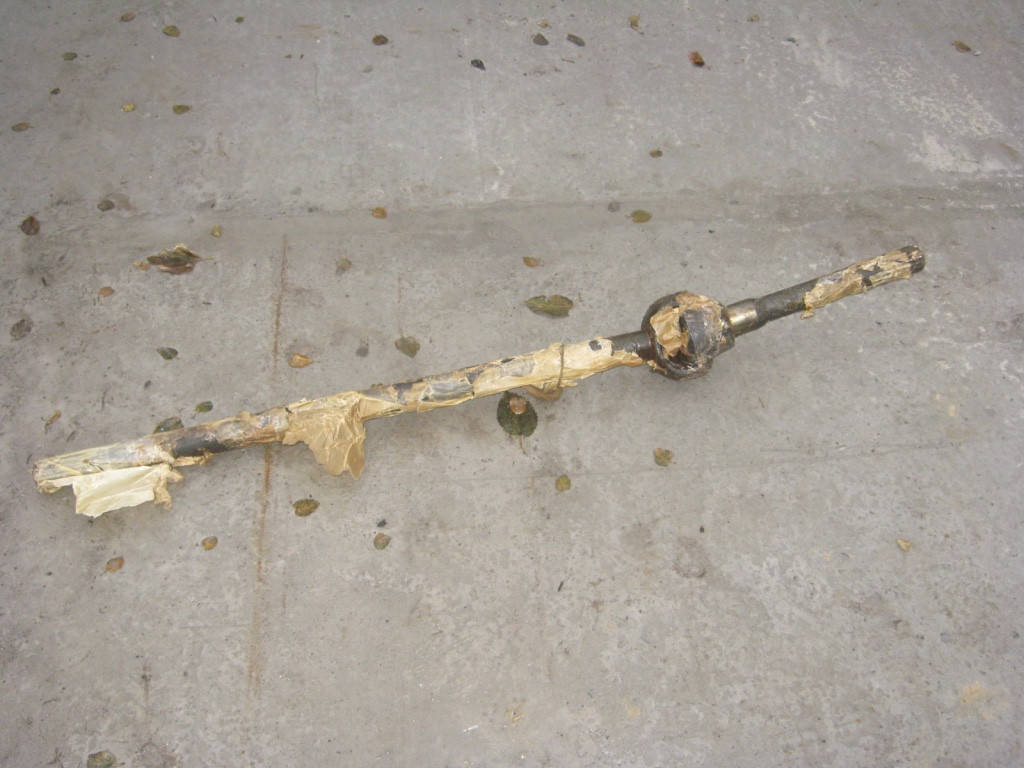 

Полуось переднего ведущего моста правая длинная ЗИЛ-157 (шрус длинный).157-2303068