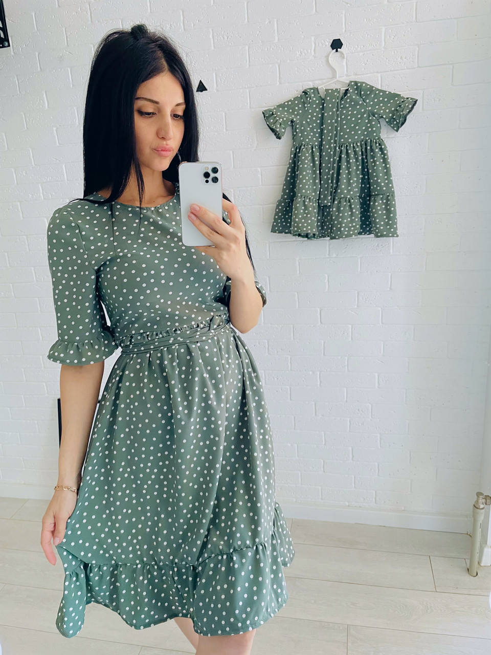 

Платья для мамы и дочки в горох Family look