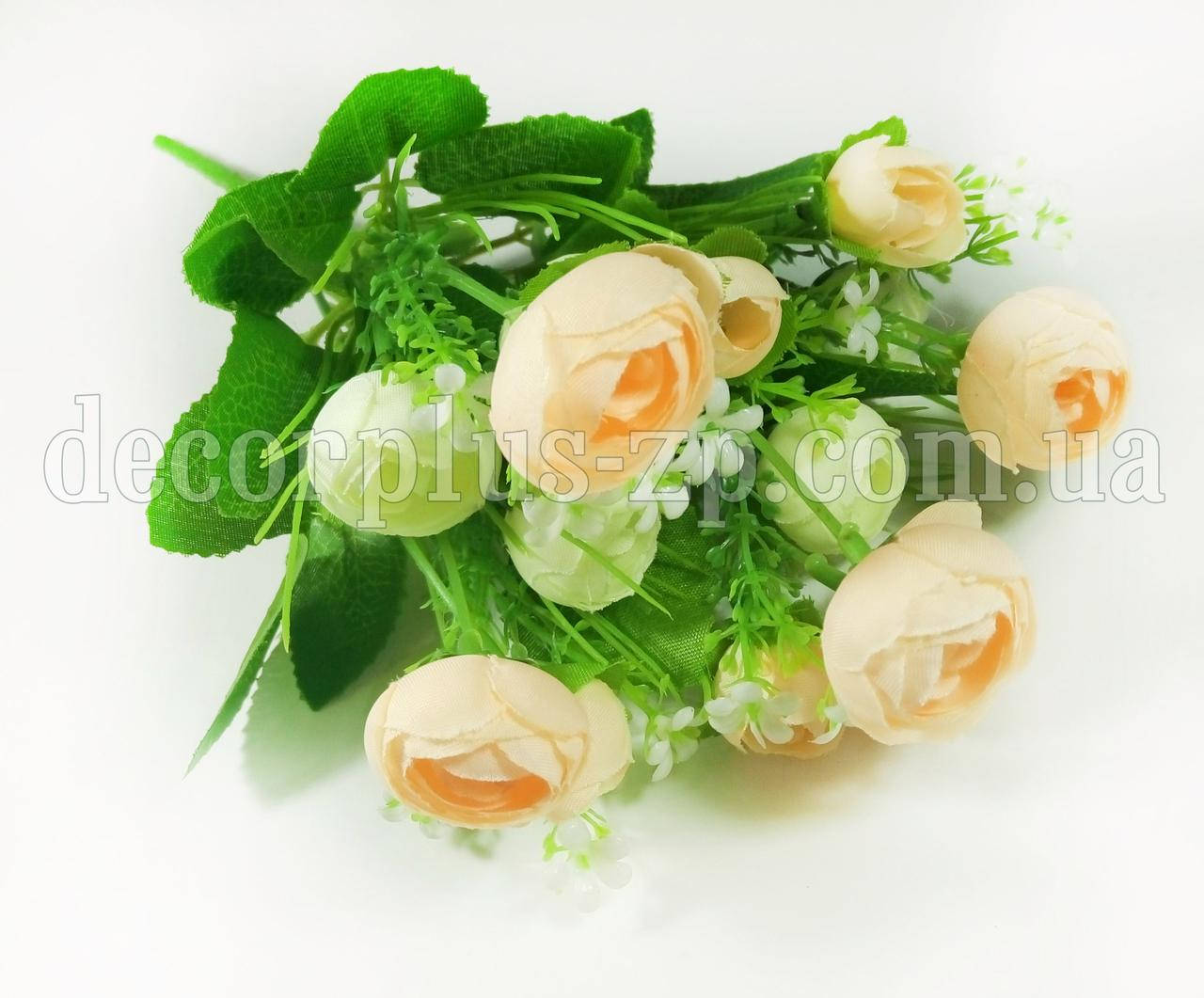 

Букет ранункулюсов с ромашкой,кремово-салатовый