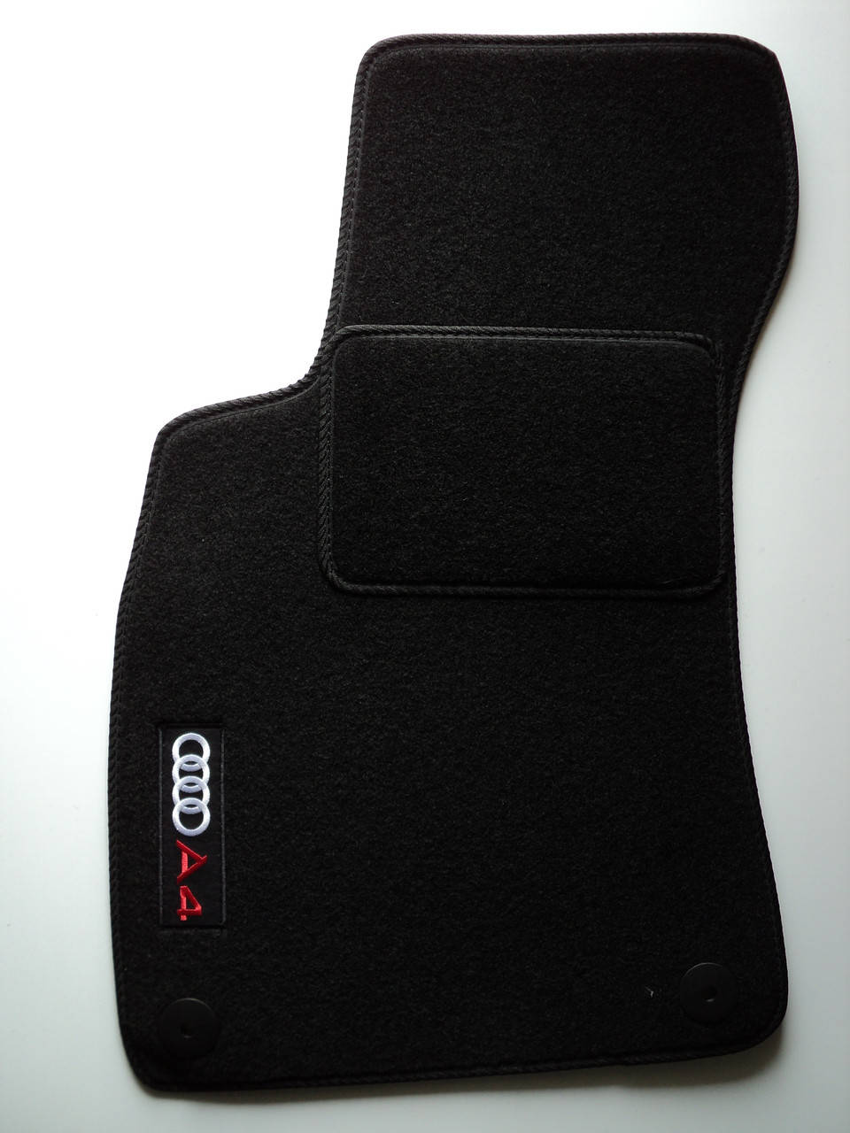

Текстильные коврики в салон AUDI A4 2000-05, Черный