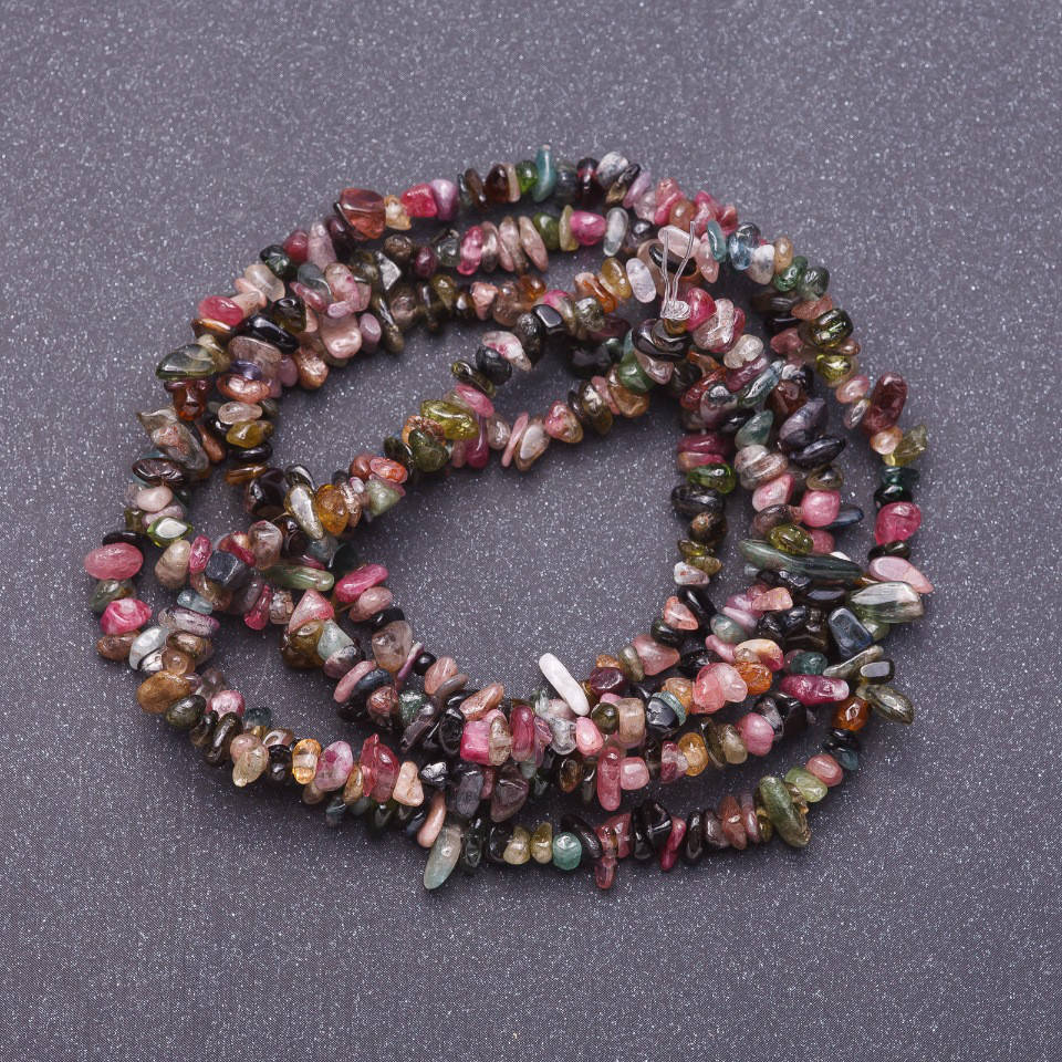 

Бусины натуральный камень Турмалин на леске мелкая "крошка " d-3-7мм L-85см