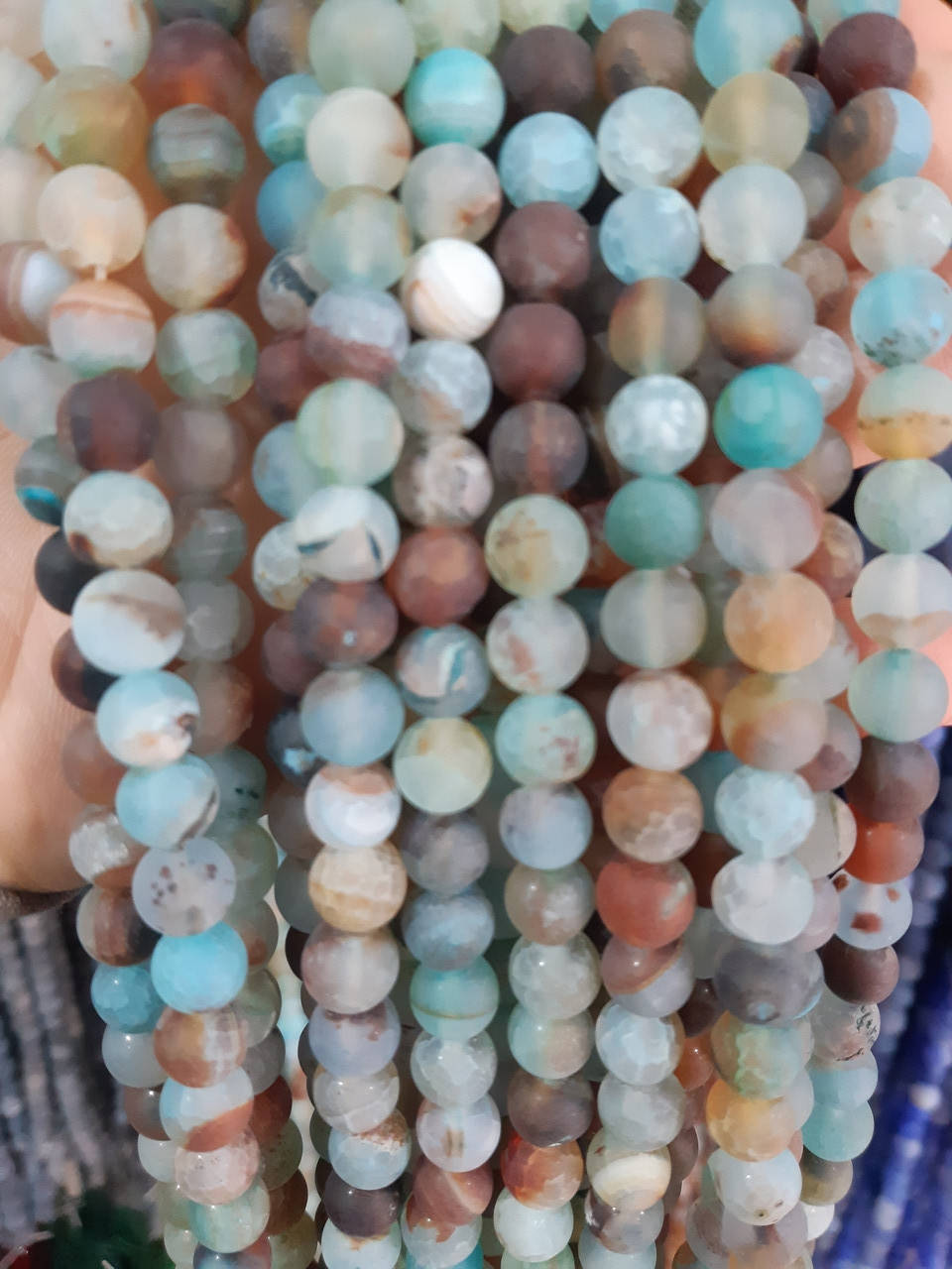 

Бусины на нитке Агат матовый гладкий шарик d-8мм(+-) L-37см