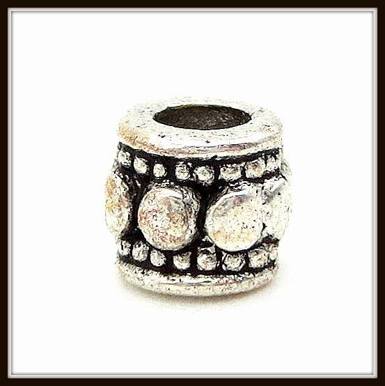 

Металл. бусина "бочонок" серебро (d 0,5 х h 0,7 см) 20 шт в уп.