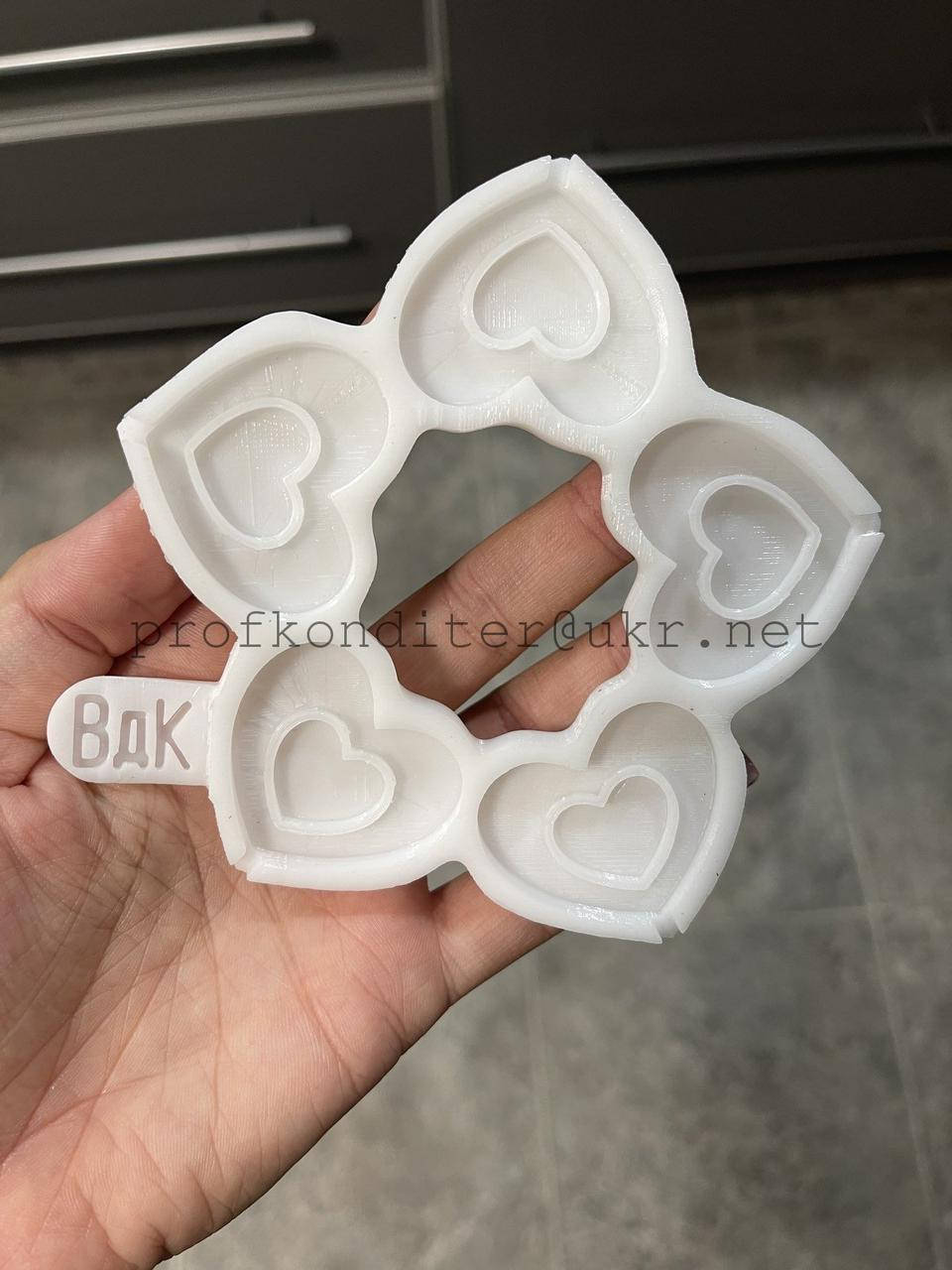

ЭКСКЛЮЗИВ! Авторский Силиконовый Молд для шоколада, карамели и мастики "Сердечки с серединкой"