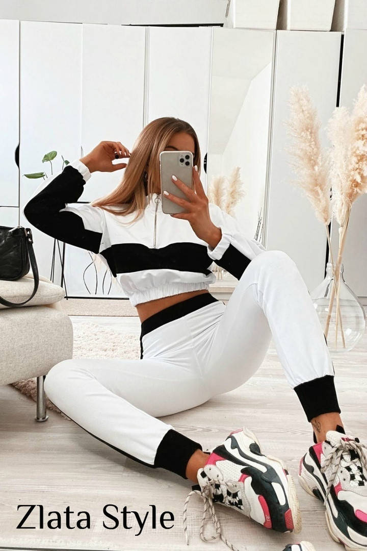 

Женский спортивный костюм из двунитки топ под горло и брюки с лампасами, 44 размер, Белый