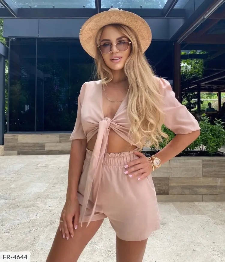 

Женский костюм летний топ на завязках и шорты с высокой талией, Бежевый