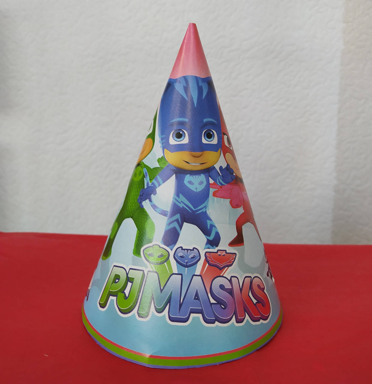 

Набор колпаков праздничных принт Герои в масках 15см