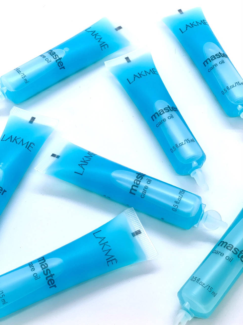 

МАСЛО ДЛЯ УХОДА ЗА ВОЛОСАМИ LAKME MASTER CARE OIL 15 мл
