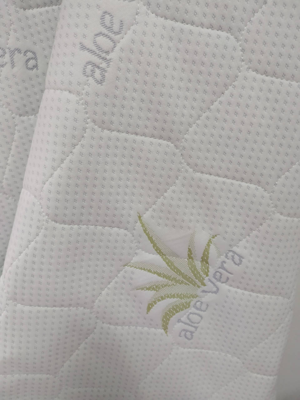 

Чехол для матраса AloeVera стеганный, 200*160 24