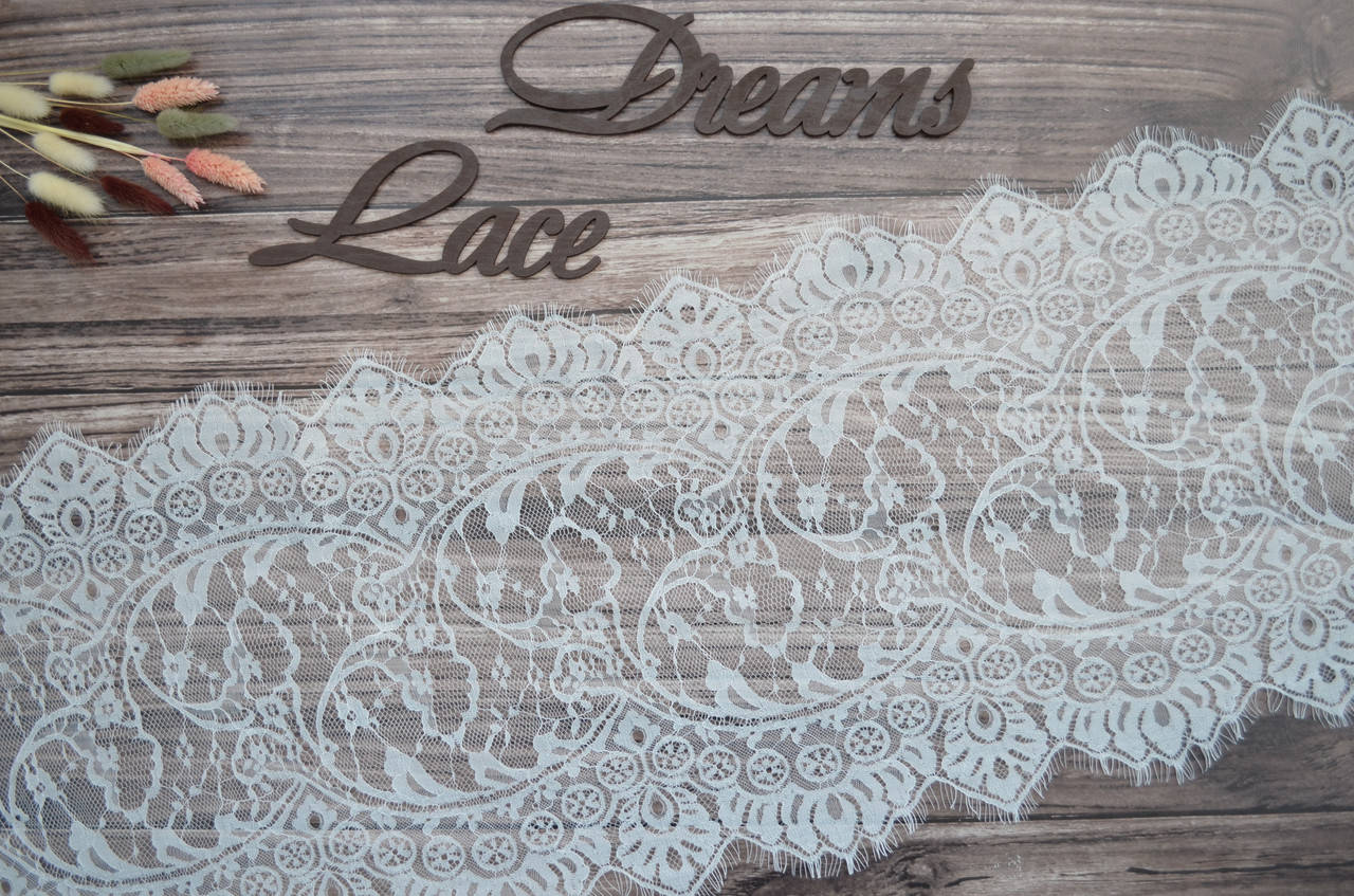 

Мереживо війчасте / Шантильї / Шантилье / Кружево, Молоко