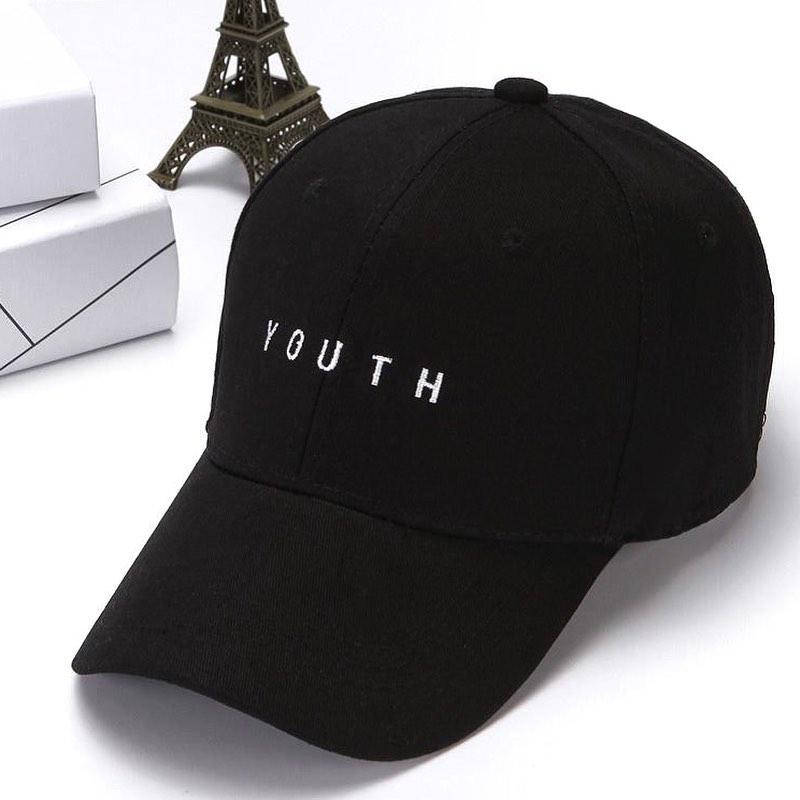 

Кепка с надписью YOUTH Черный