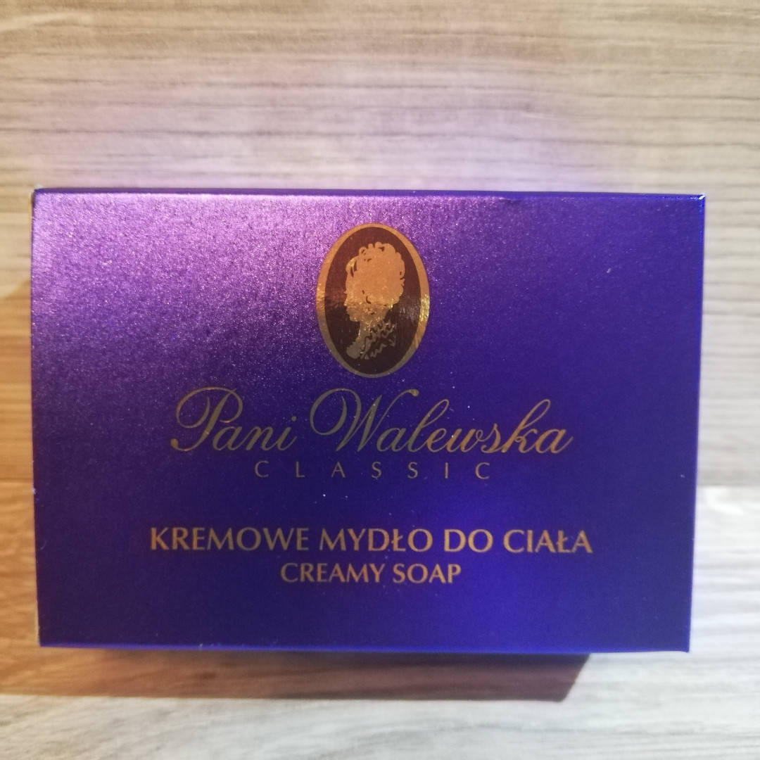 

Парфюмированное мыло Pani Walewska Classic 100g