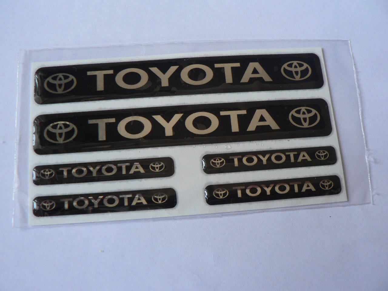 

Наклейка s маленькая Toyota набор 6шт силиконовая надпись на авто эмблема Тойота