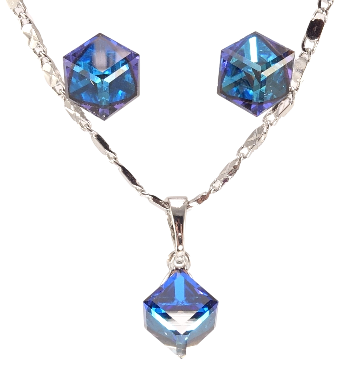 

Набор Xuping Родий с кр-ми Swarovski Серьги Кулон на цепочке "Кристаллы Capri Blue 6х6мм" длина 39-44см х 2мм