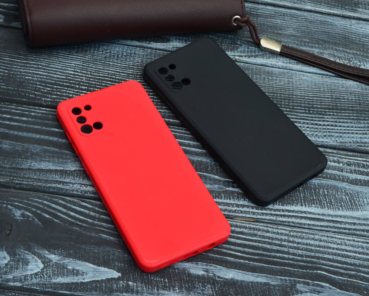 

Силиконовый чехол для Samsung A31 Красный
