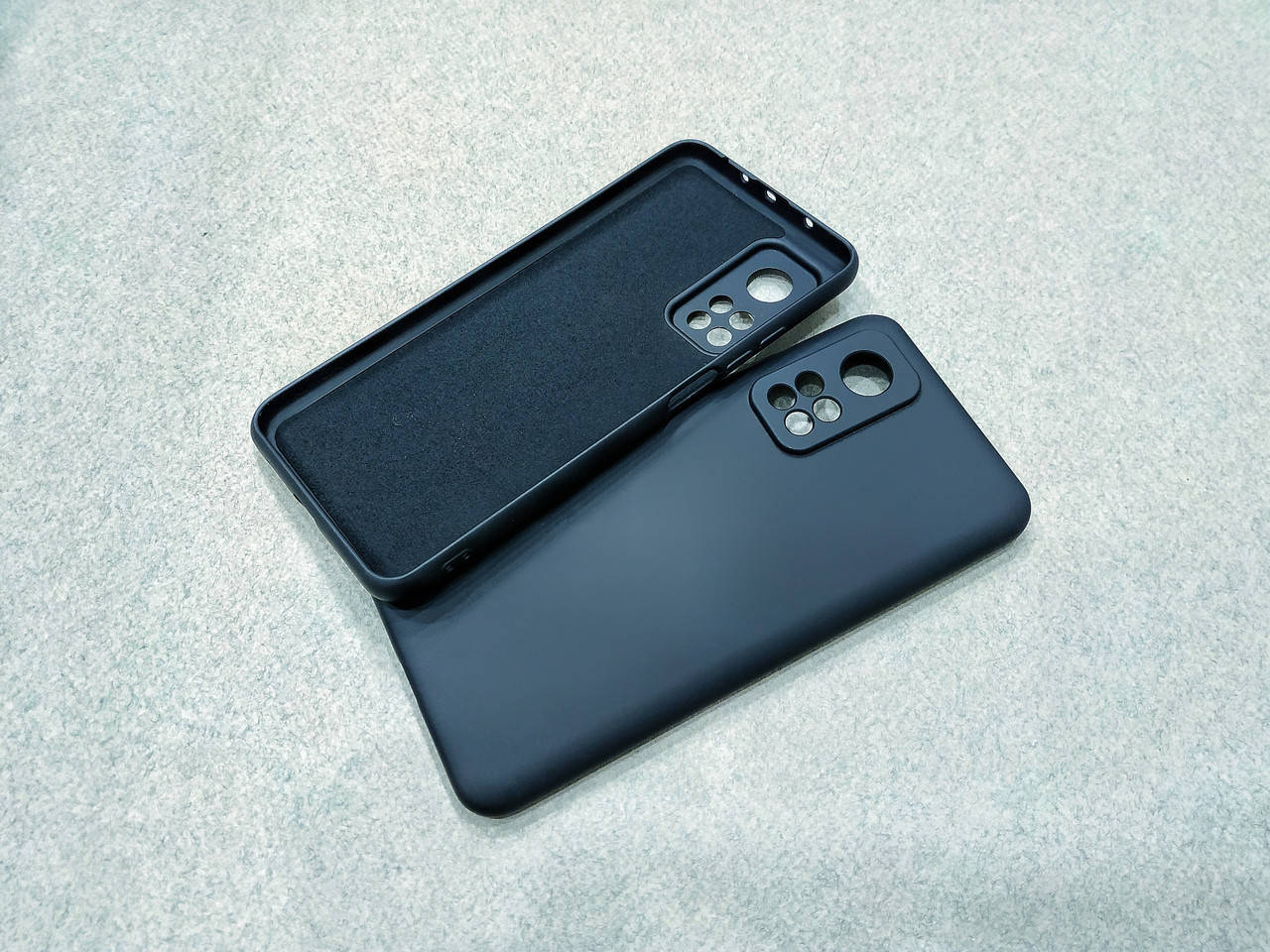 

Силиконовый чехол с микрофиброй для Xiaomi Mi 10t Pro черный тонкий матовый