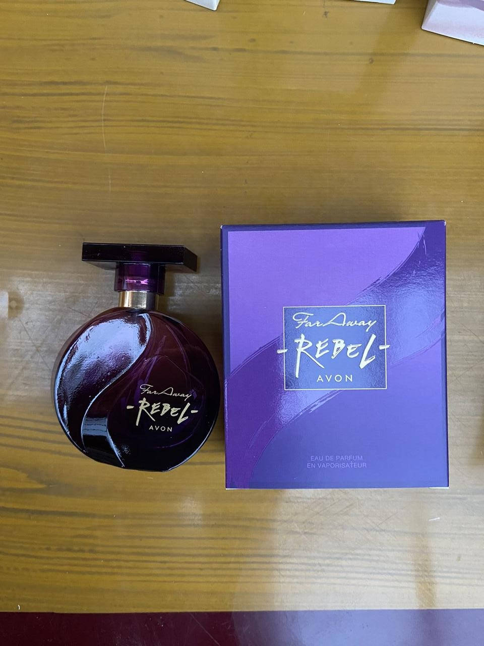 

Женская парфюмированная вода Far Away Rebel (50 мл) Avon, фар эвей ребел эйвон, фар евей ребел ейвон