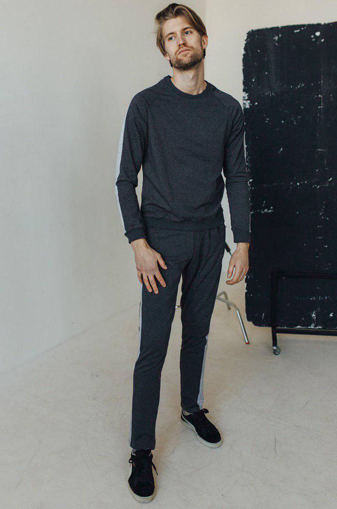 

Спортивный костюм мужской серый PRIDE 127587M