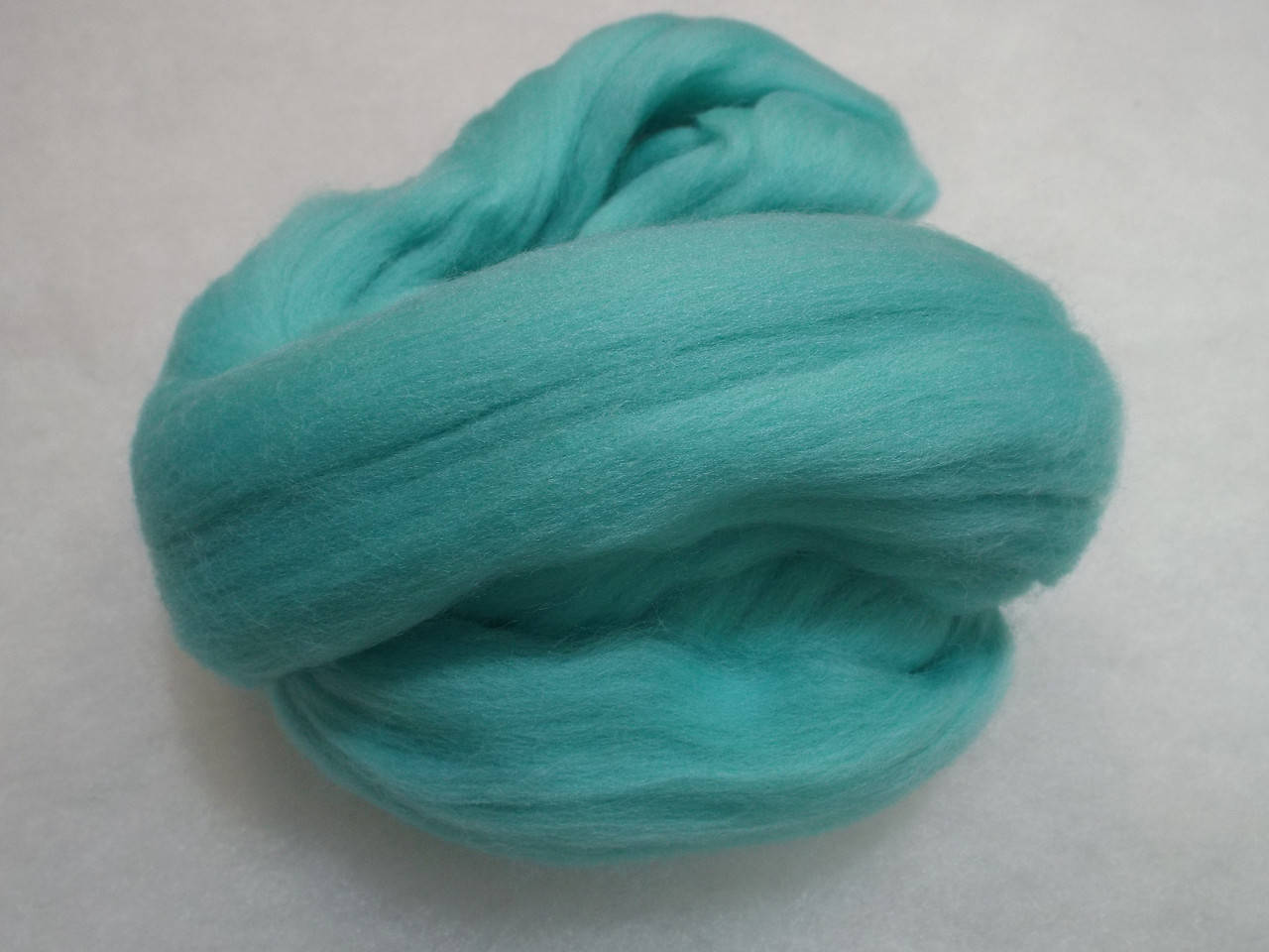 

Шерсть для валяния 273 Мятный (22м) / "Чарівна Ніч"