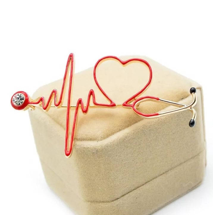 

Оригинальная брошь на подарок медику