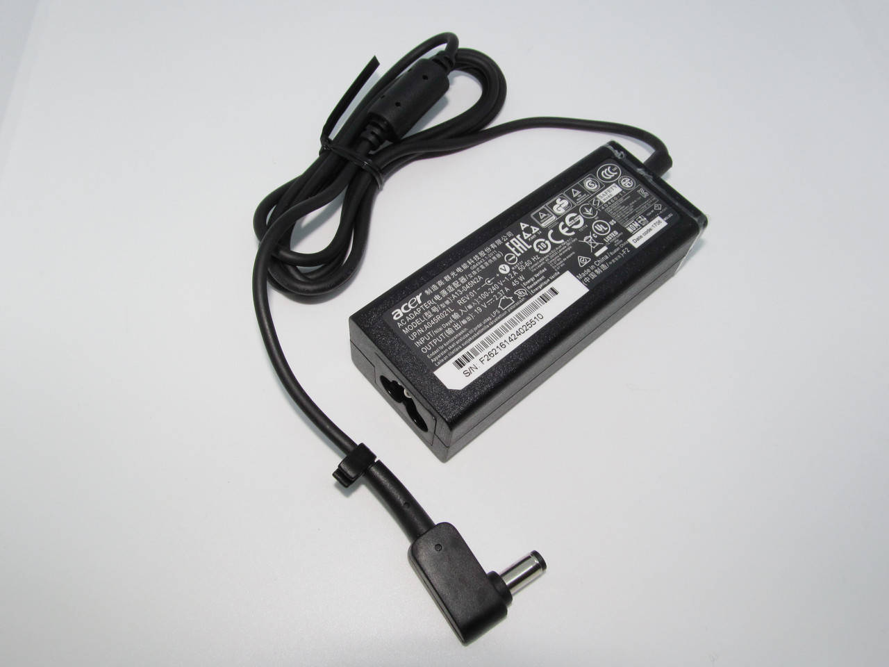 

Блок питания Acer 45W A13-045N2A 19V, 2.37A, разъем 5.5/1.7 [3-pin] ОРИГИНАЛЬНЫЙ