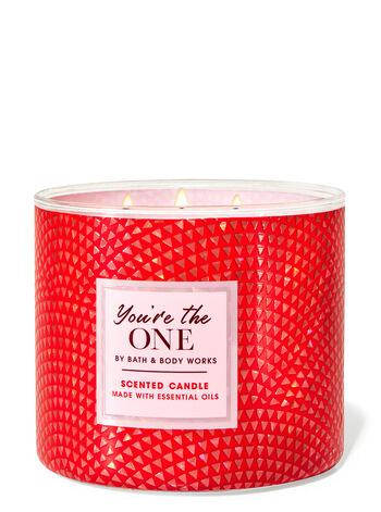 

Ароматическая свеча Bath and Body Works You're the One