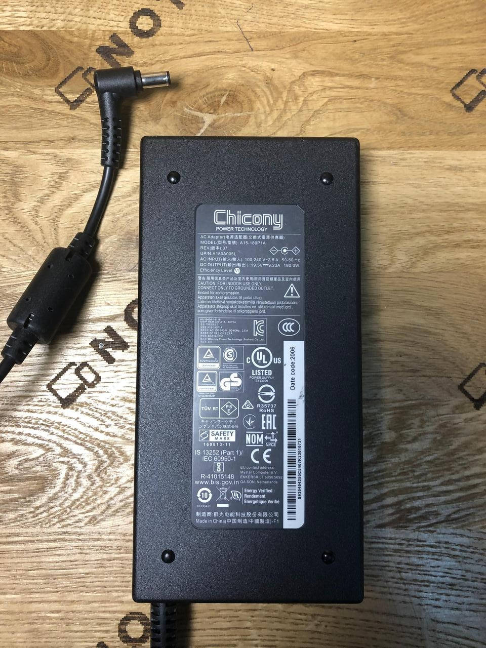 

Блок живлення Chicony MSI Laptop Charger AC Adapter Power Supply A15-180P1A 19.5V 180W