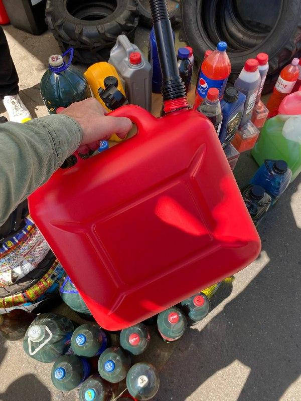 

Каністра Bi-Plast пластикова HDPE для палива 10л з лійкою