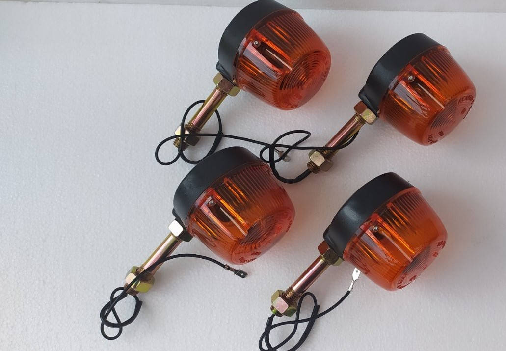 

Повороты мото ИЖ (высокий с ручкой) (комплект, в сборе) 4шт