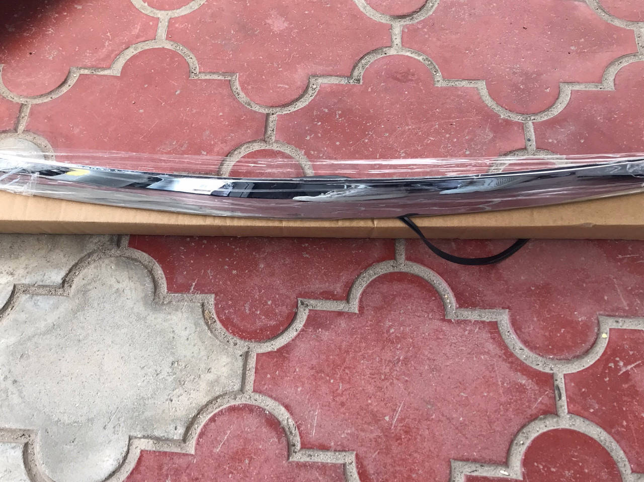 

Молдинг капота Chevrolet Lacetti (TEMPEST)