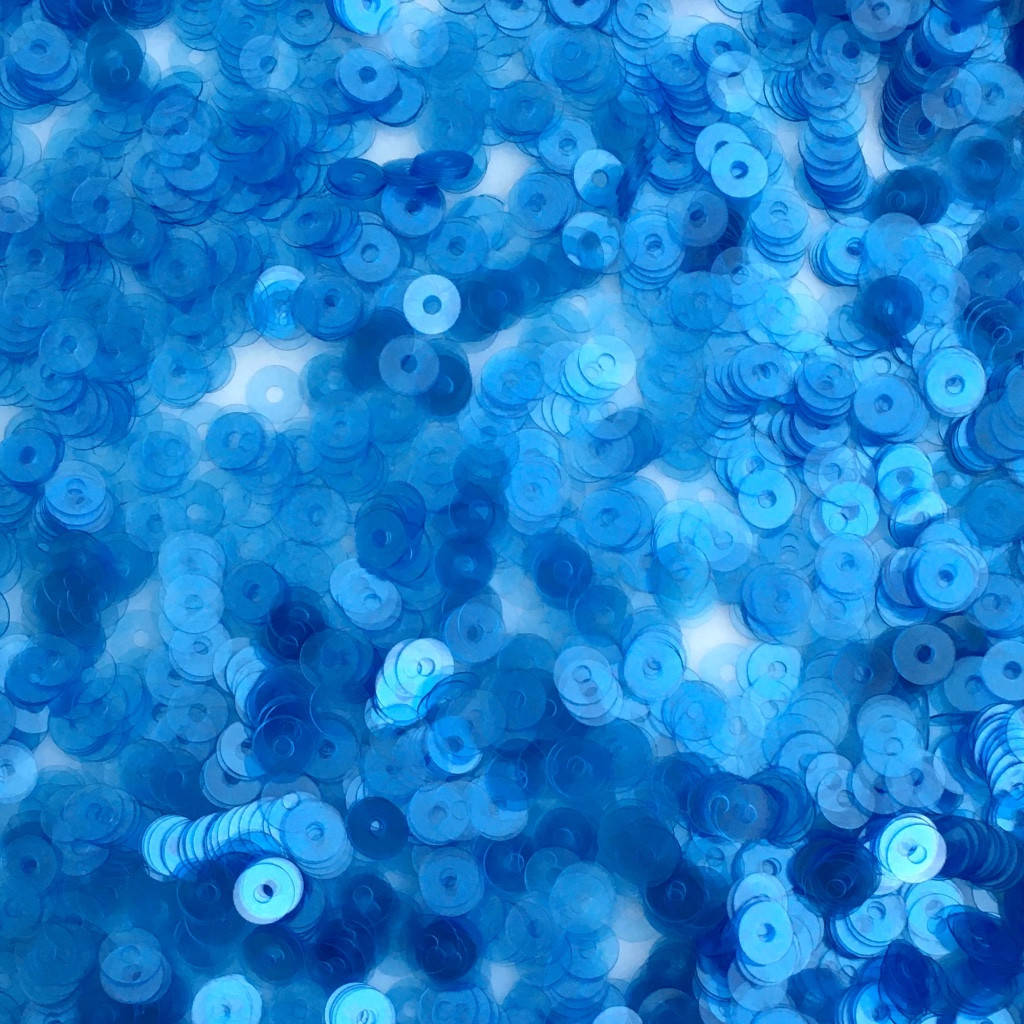 

Пайетки Турция 4 мм. Круглая плоская. Голубой (прозрачный). Упаковка 5 гр.