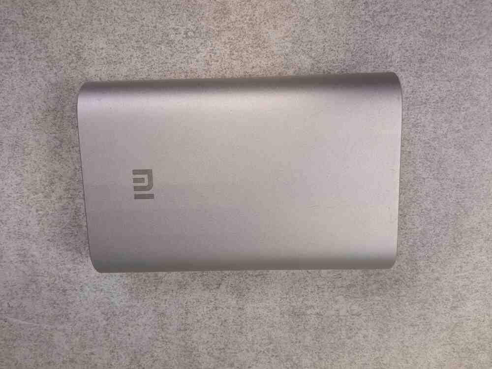 

Универсальный внешний аккумулятор повербанк Б/У Xiaomi Mi Powerbank 10000mAh (NDY-02-AN)