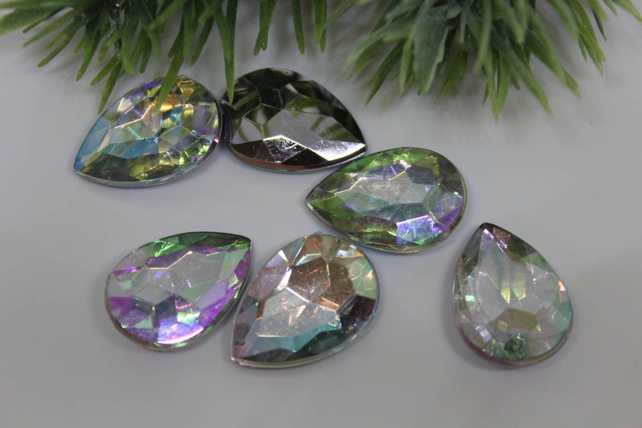 

Камень-капля "хамелеон", 26х18 мм