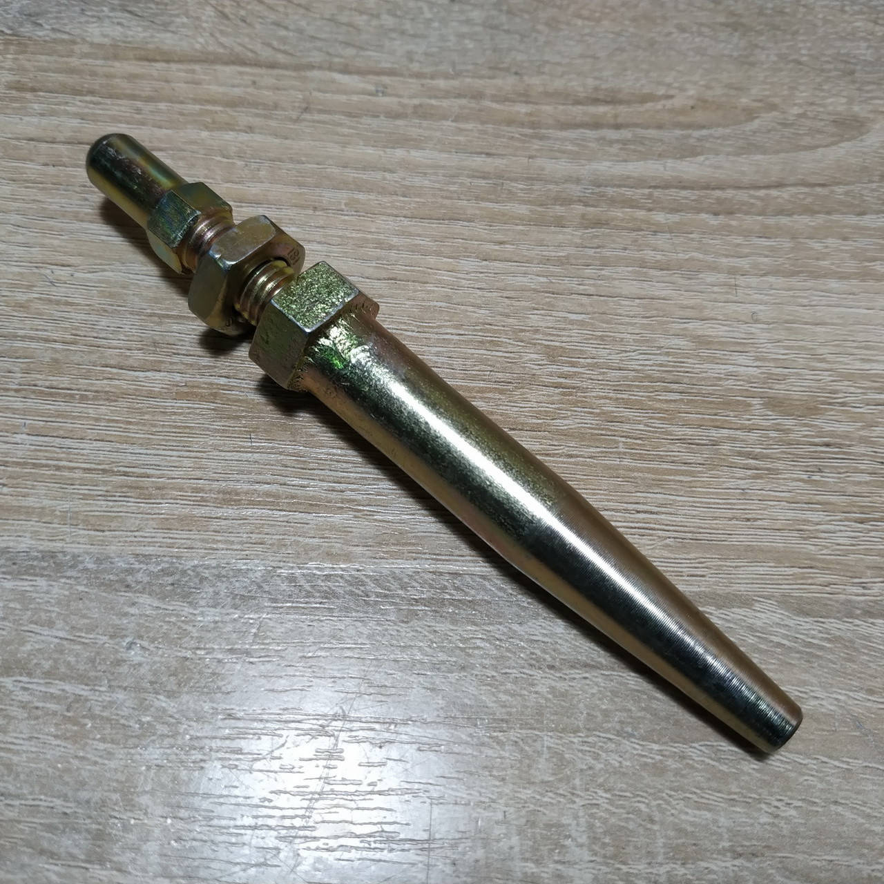 

Шток цилиндра сцепления рабочего Газель,Волга,Соболь, УАЗ регулируемый 3302,2217,2705,3110,2410,2401,31029,310