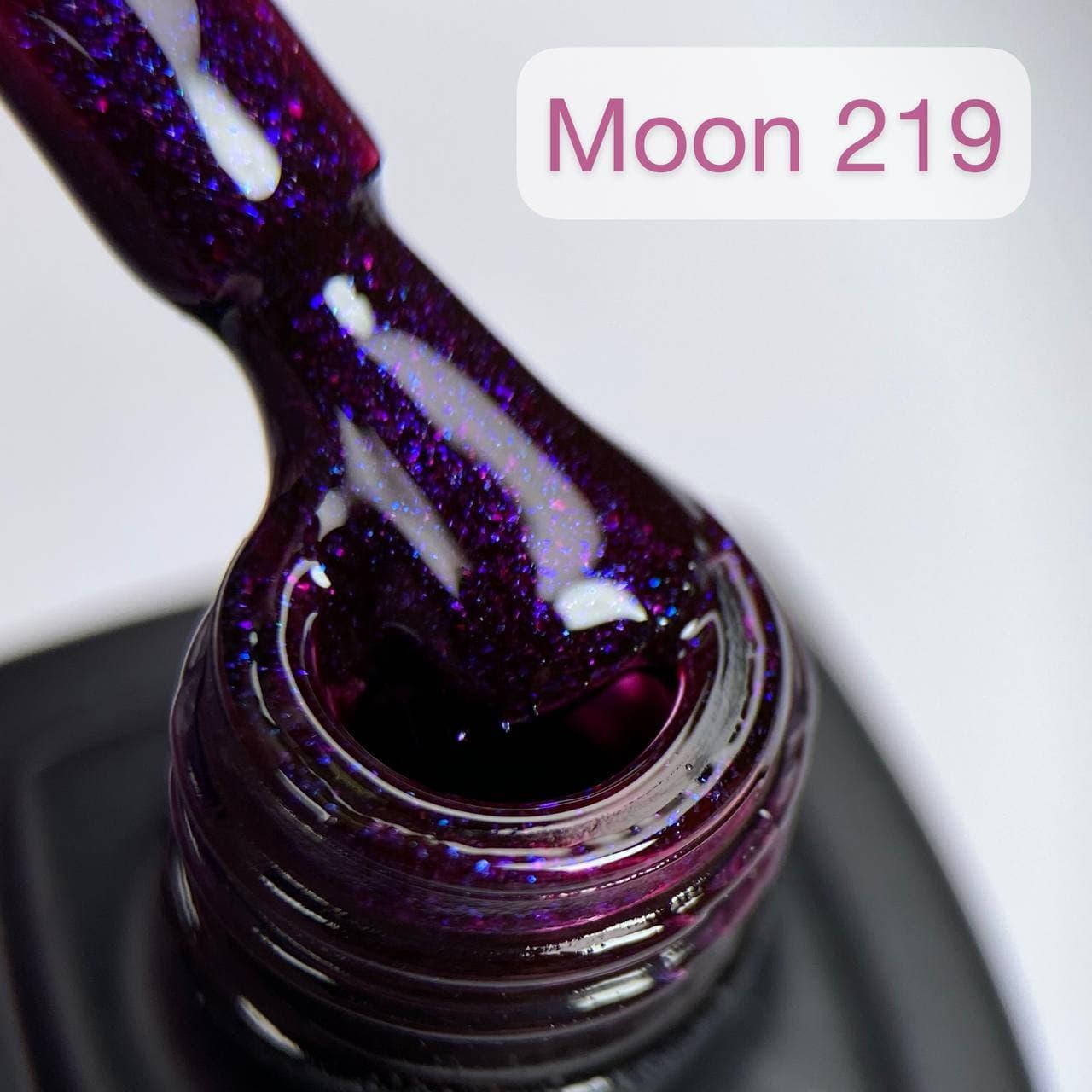 

Гель-лак от Moon Full Colour 219